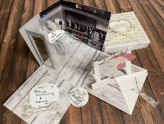 Explosionsbox Gutscheinverpackung Shoppinggutschein Geburtstag Dirndl
