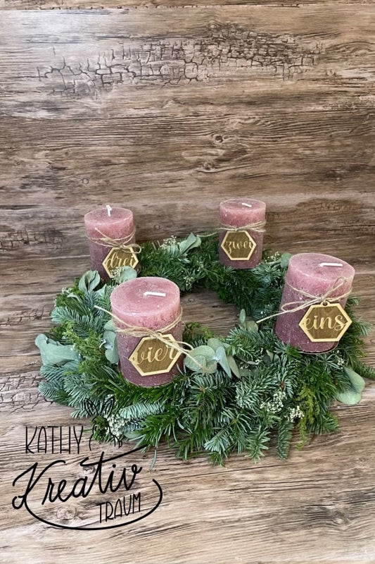 Adventskranz Schleierkraut Advent Tischdecke frisch Kerzen „rosa“ Adventsdekoration handgebunden Tischdeko Holzzahlen Tanne Eukalyptus